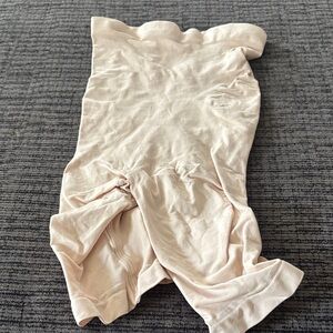 SKIMS Light Cream Shapewear